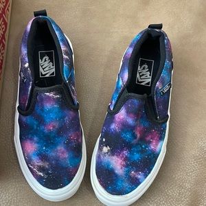 Vans Galaxy slide on sneakers Unisex Boys Girls size 2… EUC, worn twice